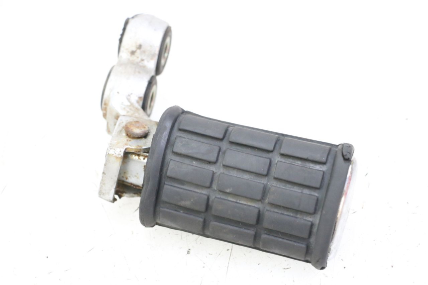 photo de FRONT RIGHT FOOTREST YAMAHA XV VIRAGO 535 (1988 - 2004)