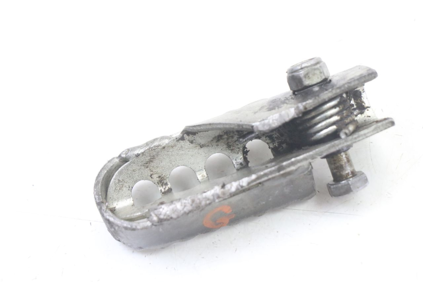 photo de FRONT LEFT FOOTREST DERBI SENDA SM DRD X-TREME 50 (2011 - 2017)