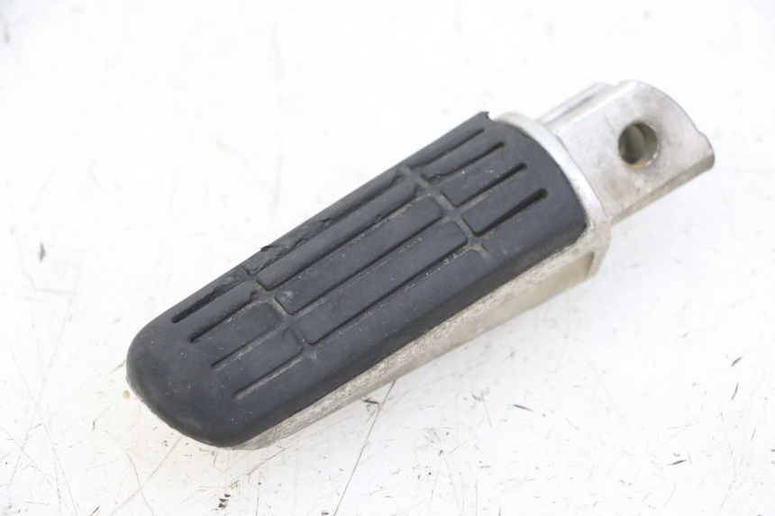 photo de FRONT LEFT FOOTREST YAMAHA FJR ABS 1300 (2006 - 2012)