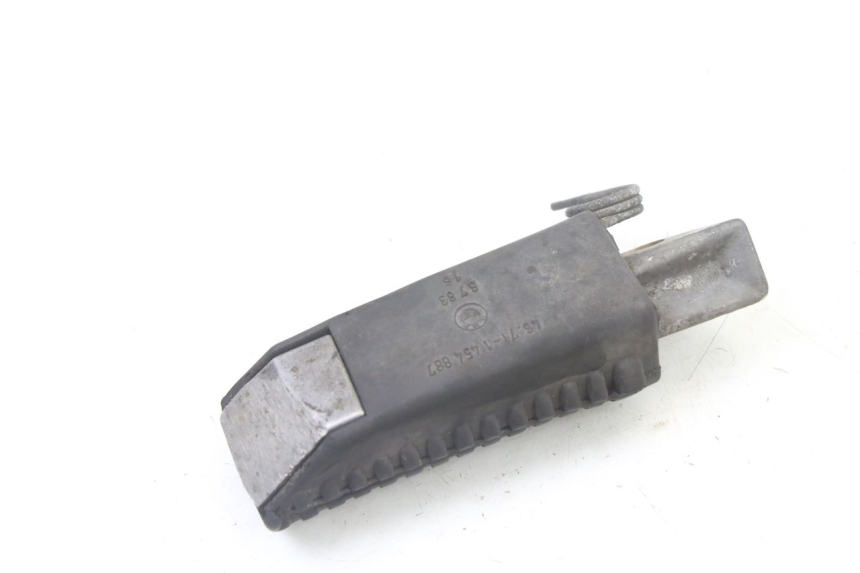 photo de FRONT LEFT FOOTREST BMW K 75 RT 750 (1989 - 1997)