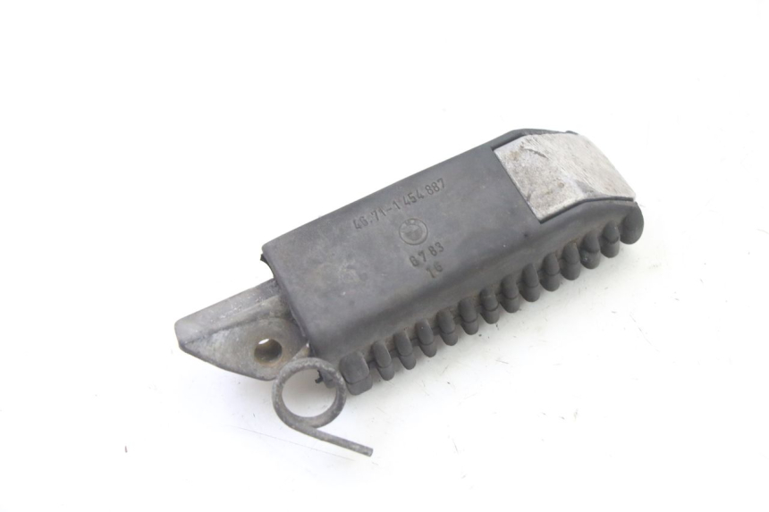 photo de FRONT LEFT FOOTREST BMW K 75 RT 750 (1989 - 1997)