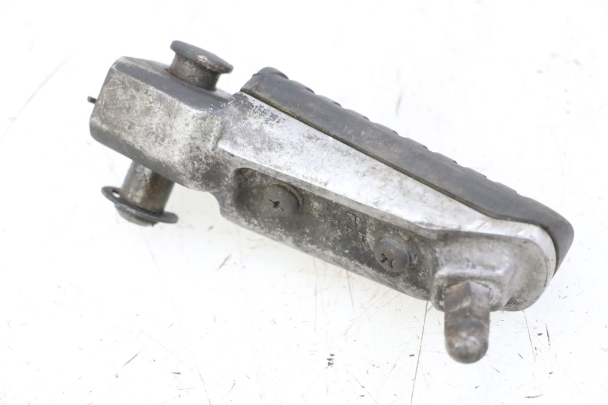 photo de LEFT FRONT FOOTREST KAWASAKI ZR7 ZR-7 S 750 (1999 - 2004)