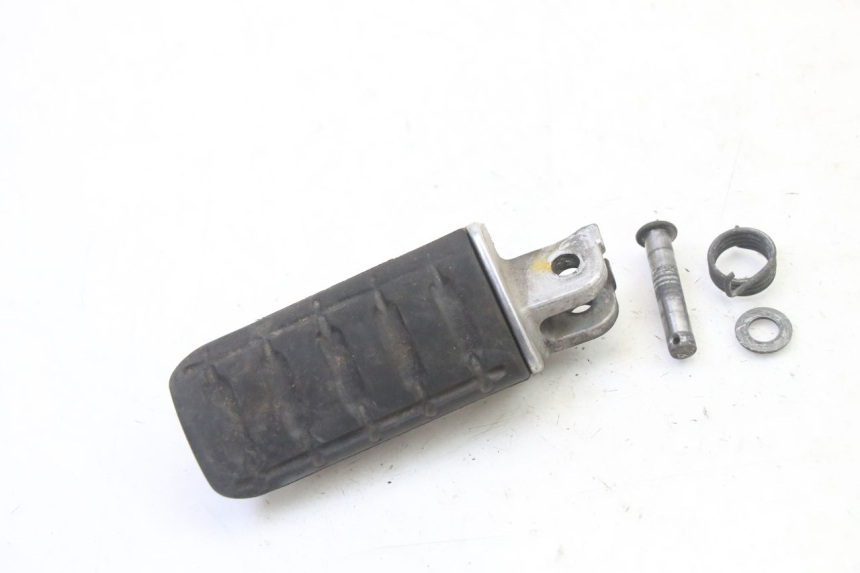 photo de FRONT LEFT FOOTREST HONDA NTV DEAUVILLE 650 (2001 - 2006)