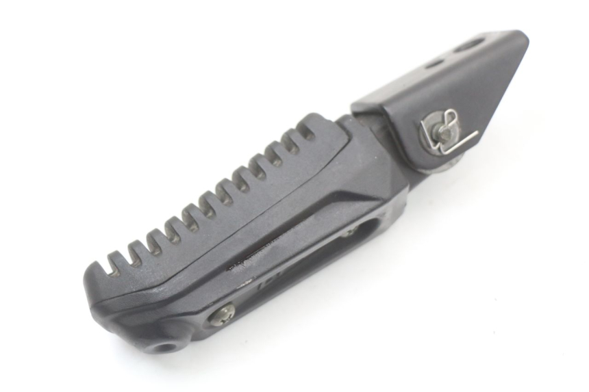 photo de FRONT LEFT FOOTREST ASTOR ORCAL 125 (2015 - 2017)