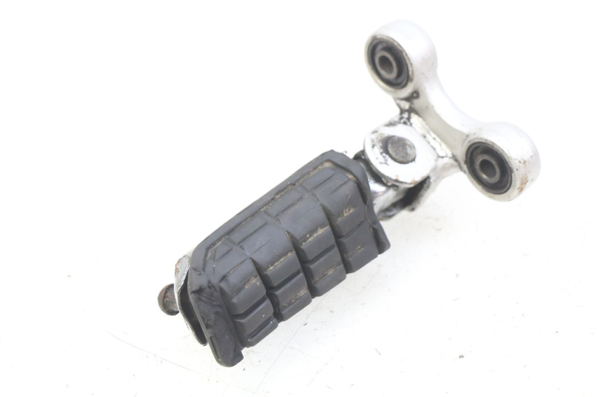 photo de LEFT FRONT FOOTREST YAMAHA FJ 3CX 1200 (1986 - 1996)