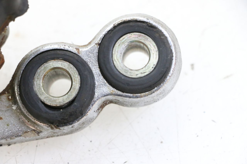 photo de FRONT LEFT FOOTREST YAMAHA XV VIRAGO 535 (1988 - 2004)