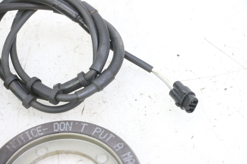 photo de REAR ABS SENSOR YAMAHA XJ6 ABS 600 (2008 - 2016)