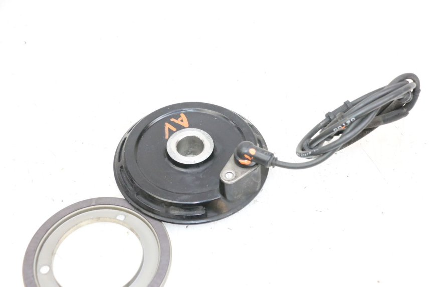 photo de FRONT ABS SENSOR YAMAHA FJR ABS 1300 (2006 - 2012) - Technical close-up