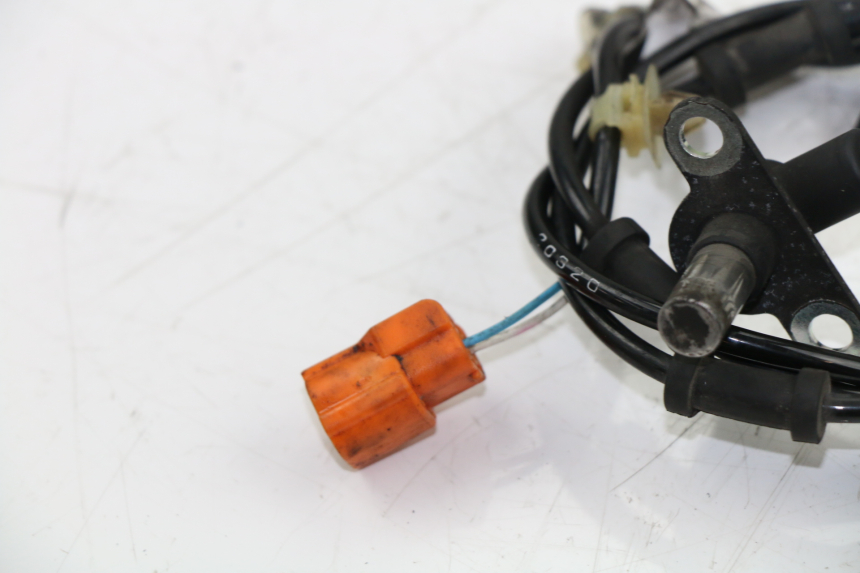 photo de FRONT ABS SENSOR HONDA SH 300 (2011) - Technical close-up