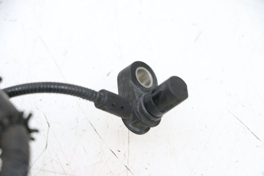 photo de FRONT ABS SENSOR PIAGGIO MP3 HPE 300 (2019 - 2026) - Checked used part