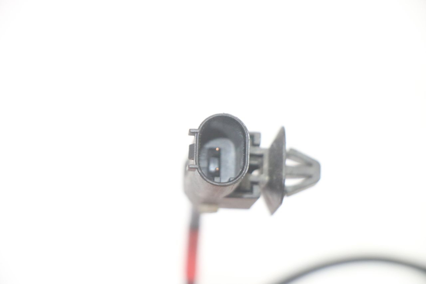 photo de FRONT ABS SENSOR PIAGGIO MP3 500 (2016 - 2018) - Surface and material condition