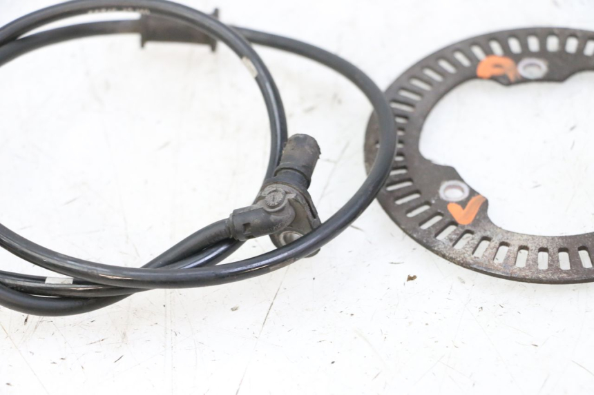 photo de FRONT ABS SENSOR SUZUKI BURGMAN 125 (2015 - 2017)