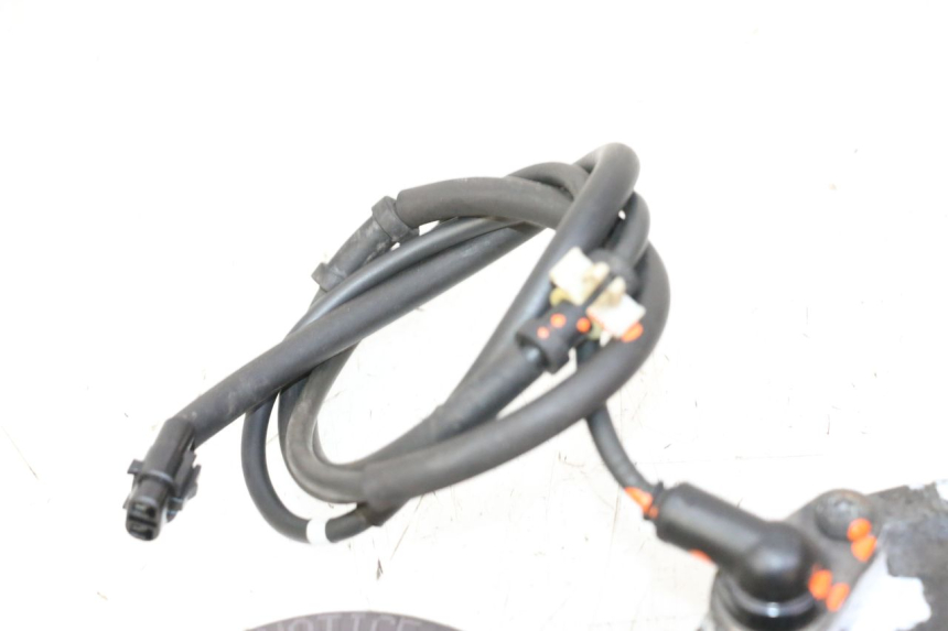 photo de FRONT ABS SENSOR YAMAHA X-MAX XMAX 125 (2010 - 2014)