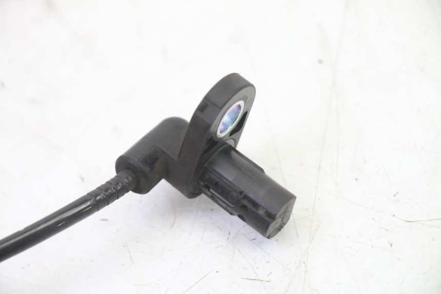 photo de FRONT ABS SENSOR YAMAHA XMAX X-MAX 125 (2021 - 2025)