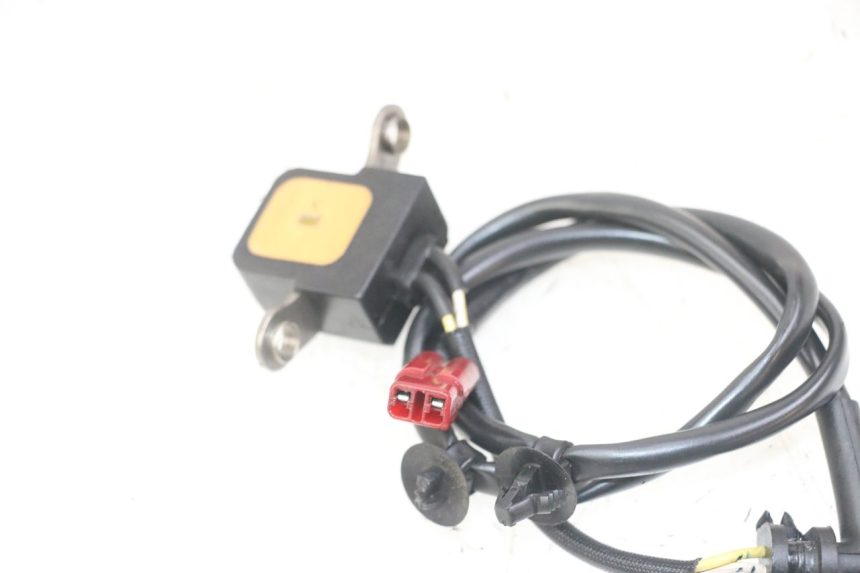 photo de IGNITION SENSOR HONDA CB R 1000 (2018 - 2023)