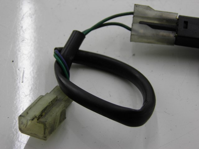 photo de TRUNK OPENING SENSOR PEUGEOT SATELIS 125 (2006 - 2009)