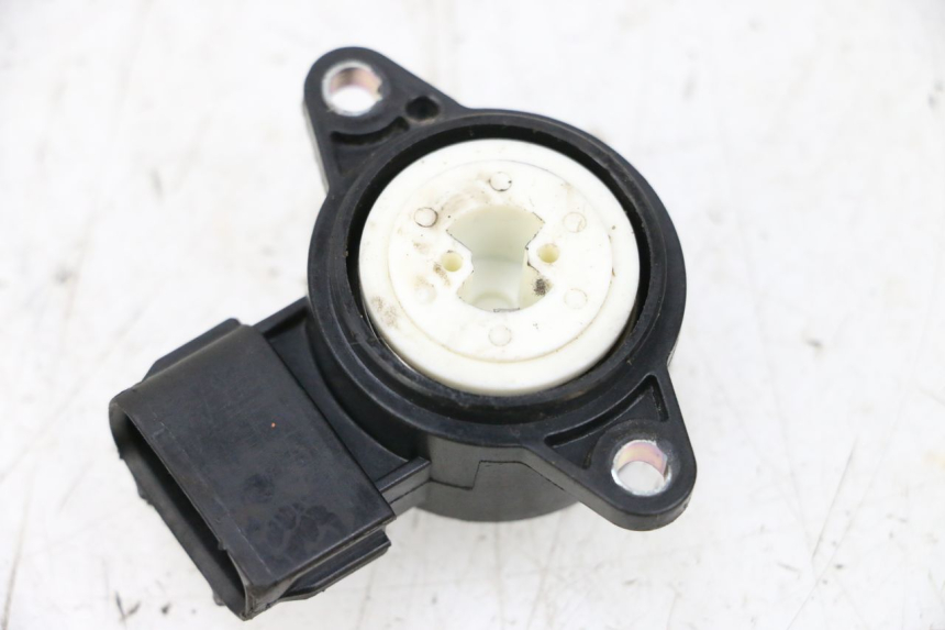 photo de TPS SENSOR YAMAHA XMAX X-MAX 125 (2006 - 2009) - Zoom on usage condition