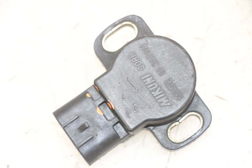 photo de TPS SENSOR YAMAHA FZS FAZER 600 (2001 - 2003)