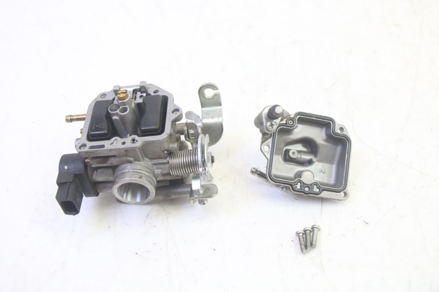 photo de CARBURETOR KYMCO AGILITY 4T 50 (2018 - 2022) - Checked used part