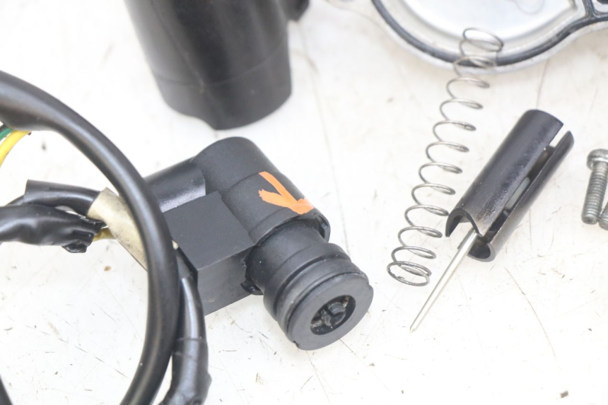 photo de CARBURETOR KYMCO AGILITY NAKED RENOUVO 2T 50 (2011 - 2018)