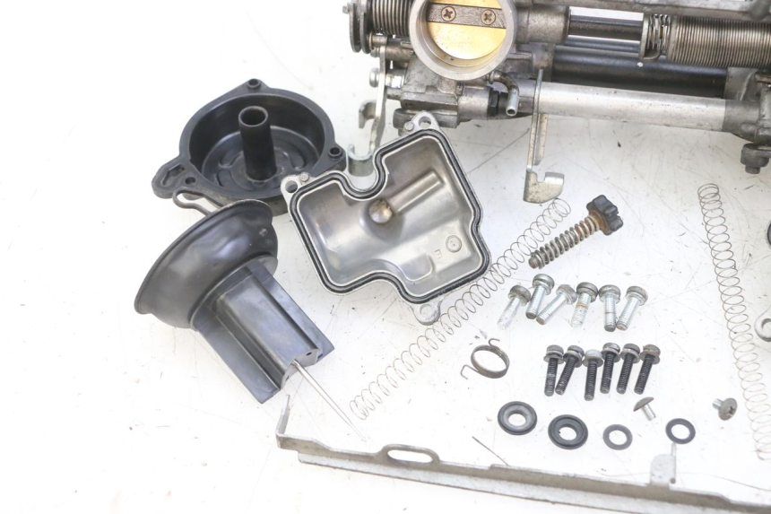 photo de CARBURETOR HONDA CBF 500 (2004 - 2007)