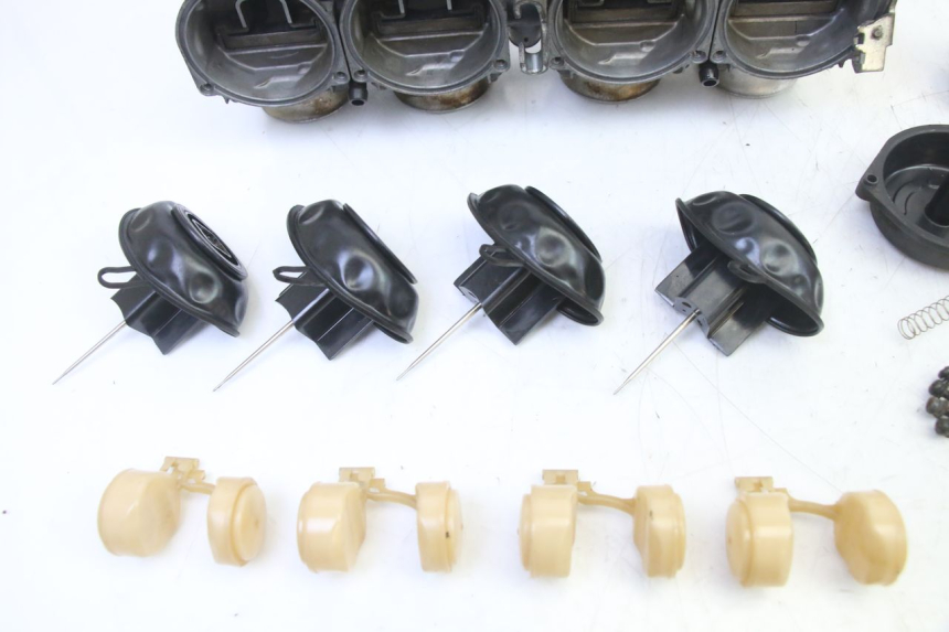 photo de CARBURETOR HONDA CBR RR FIREBLADE 900 (1992 - 1994)