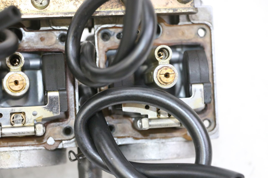 photo de CARBURETOR YAMAHA FJ 36Y 1100 (1984 - 1985)