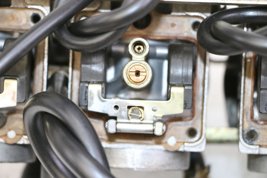 photo de CARBURETOR YAMAHA FJ 36Y 1100 (1984 - 1985)