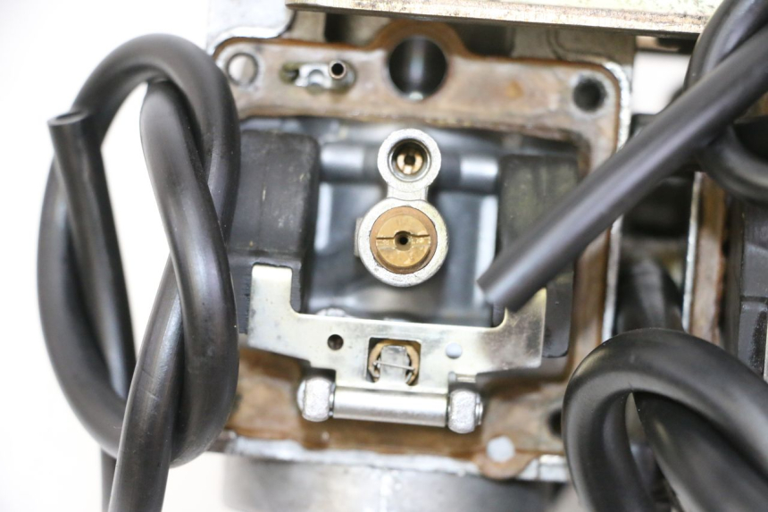 photo de CARBURETOR YAMAHA FJ 36Y 1100 (1984 - 1985)