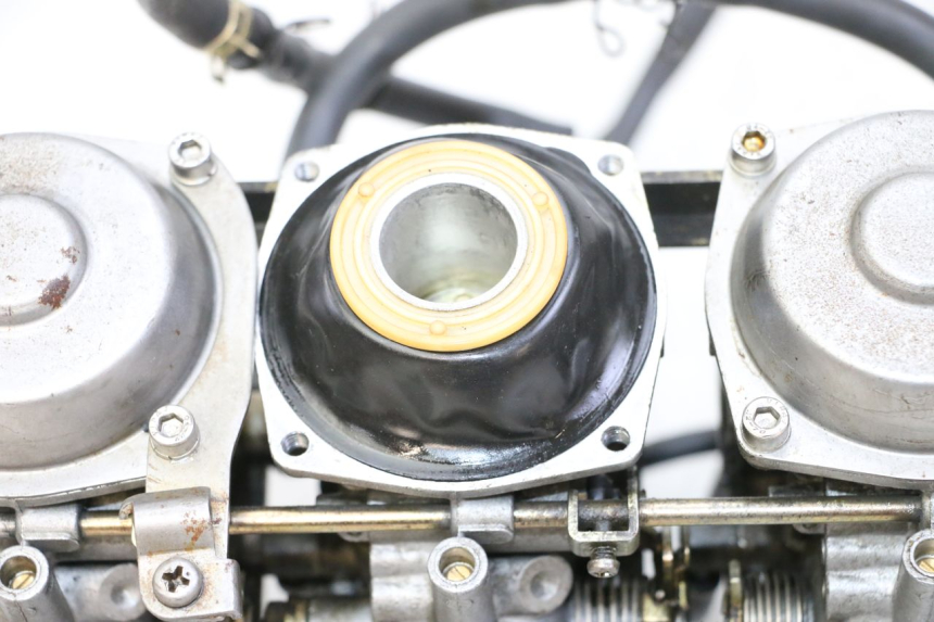 photo de CARBURETOR YAMAHA FJ 36Y 1100 (1984 - 1985)