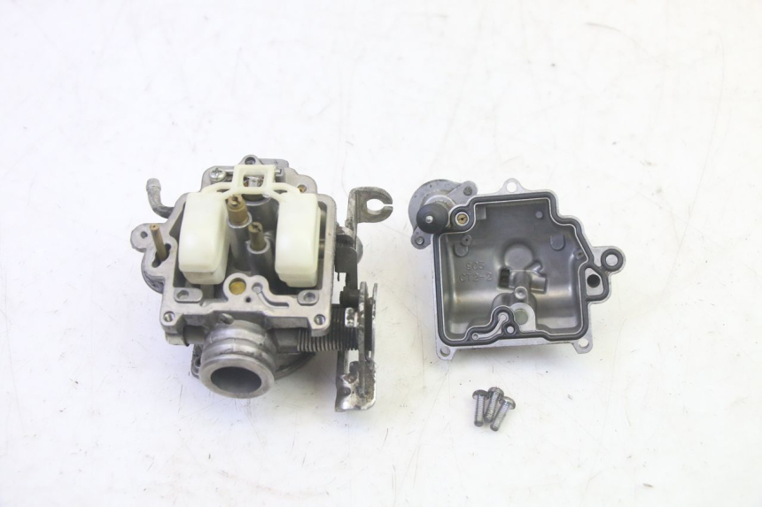 photo de CARBURETOR PIAGGIO FLY 4T 50 (2013 - 2017) - Surface and material condition