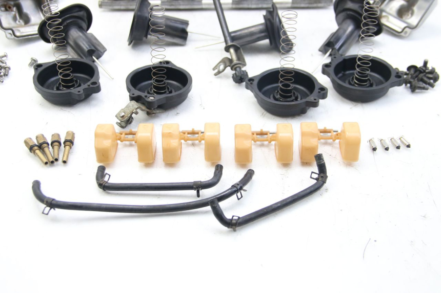 photo de CARBURETOR YAMAHA FZS FAZER 600 (2001 - 2003)