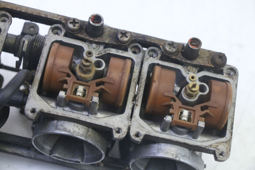 photo de CARBURETOR KAWASAKI GPX R WARBIRD 600 (1988 - 1993) - Markings and original references