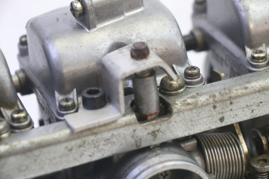 photo de CARBURETOR KAWASAKI GPZ RX 1000 (1986 - 1988) - Checked used part