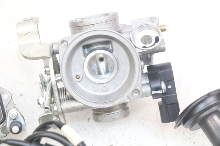 photo de CARBURETOR JM MOTORS OLDIES RS 4T 50 (2021 - 2024)