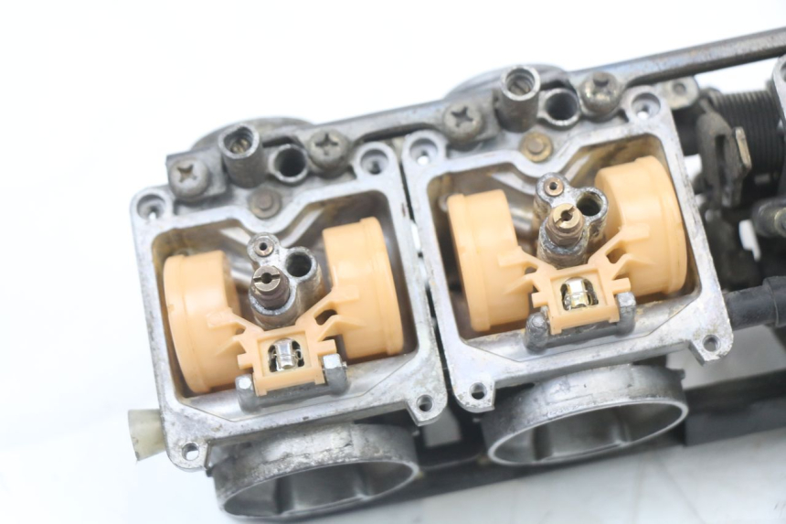 photo de CARBURETOR KAWASAKI ZR7 ZR-7 S 750 (1999 - 2004)