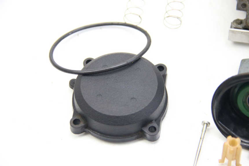 photo de CARBURETOR KAWASAKI ZX-6R ZX6R 600 (1995 - 1997)