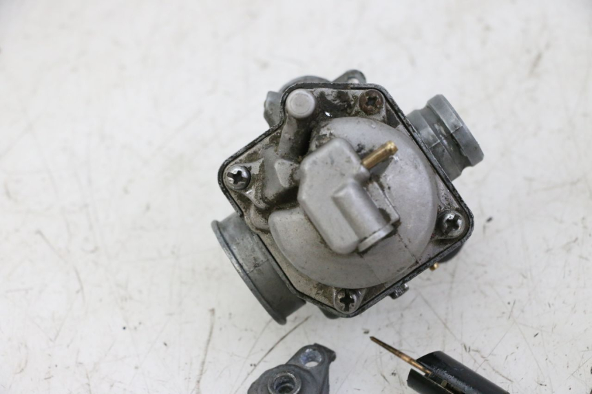 photo de CARBURETOR PEUGEOT KISBEE 2T 50 (2010 - 2017)