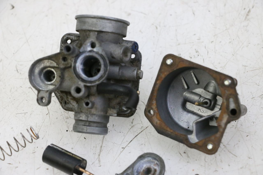 photo de CARBURETOR PEUGEOT KISBEE 2T 50 (2010 - 2017)