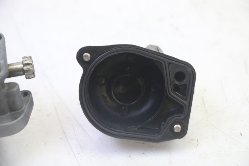photo de CARBURETOR PEUGEOT KISBEE 2T 50 (2010 - 2017)