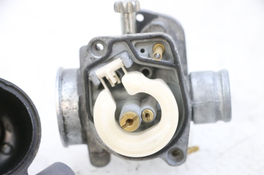 photo de CARBURETOR PIAGGIO NEW TYPHOON 50 (2018 - 2021) - Focus on structure