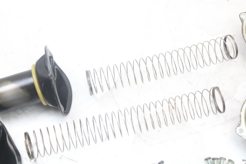 photo de CARBURETOR HONDA NTV DEAUVILLE 650 (1998 - 2001)