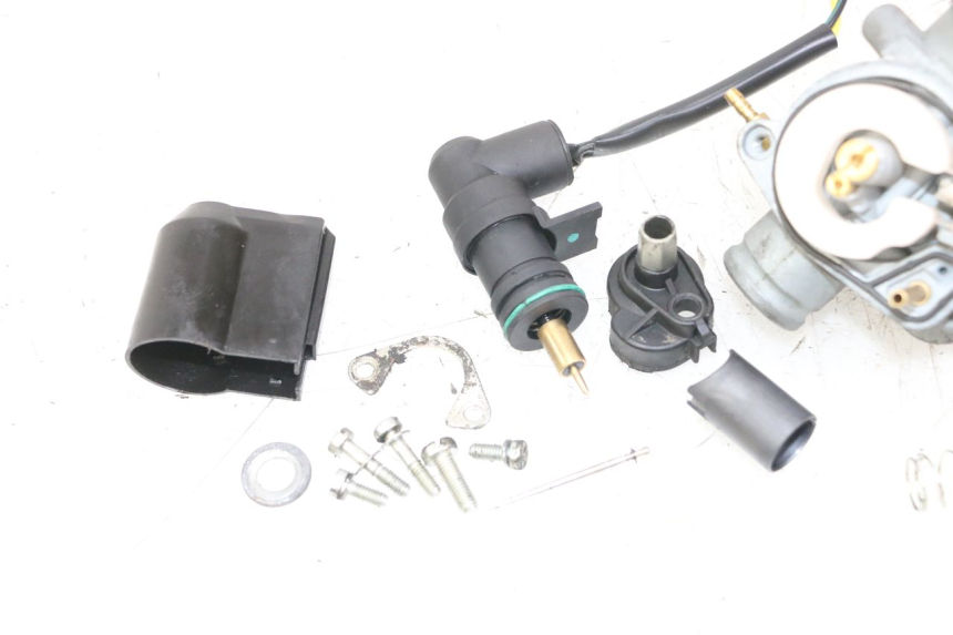 photo de CARBURETOR PEUGEOT CITYSTAR 2T 50 (2018 - 2021)