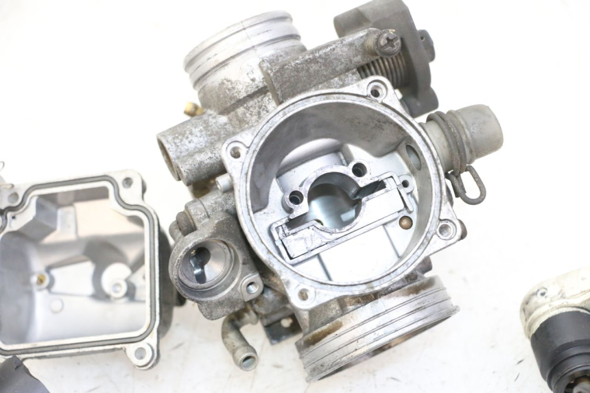 photo de CARBURETOR PIAGGIO VESPA GRANTURISMO 200 (2004 - 2005)