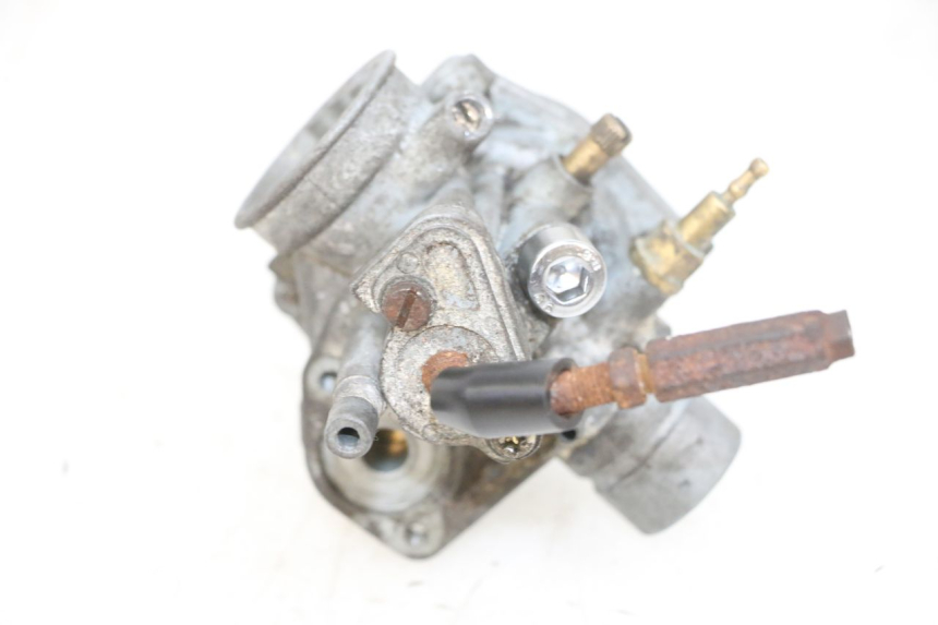 photo de CARBURETOR RIDE RACE 2T 50 (2012 - 2017) - Surface and material condition