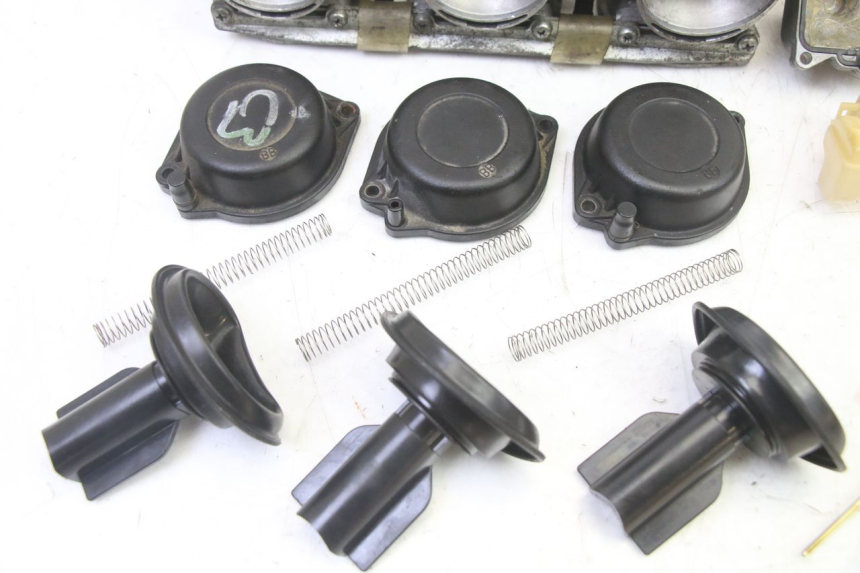 photo de CARBURETOR TRIUMPH SPRINT 900 (1995 - 1998)