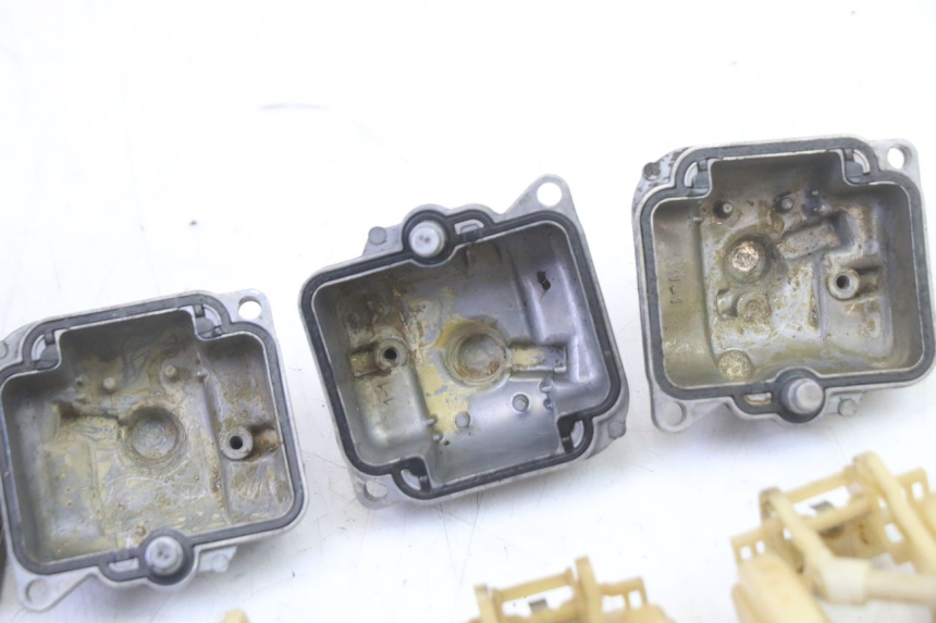 photo de CARBURETOR TRIUMPH SPRINT 900 (1995 - 1998)