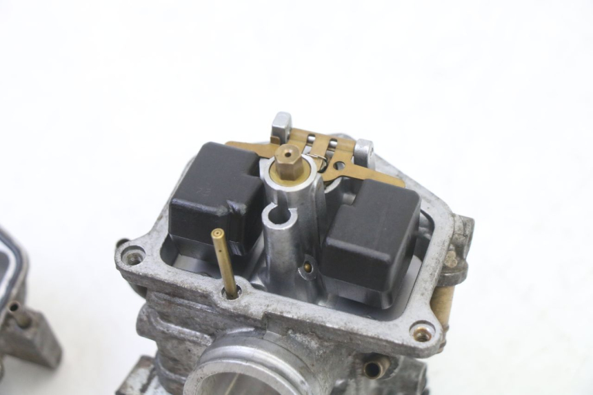 photo de CARBURETOR YAMAHA TDR DELTABOX 125 (1993 - 2003)