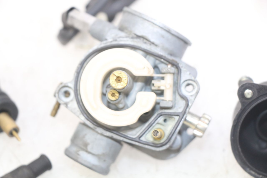 photo de CARBURETOR PIAGGIO VESPA PRIMAVERA 2T 50 (2013 - 2018) - Detailed visual inspection