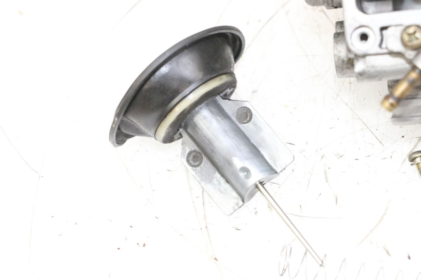 photo de CARBURETOR PIAGGIO X8 125 (2004 - 2007) - Alternative angle